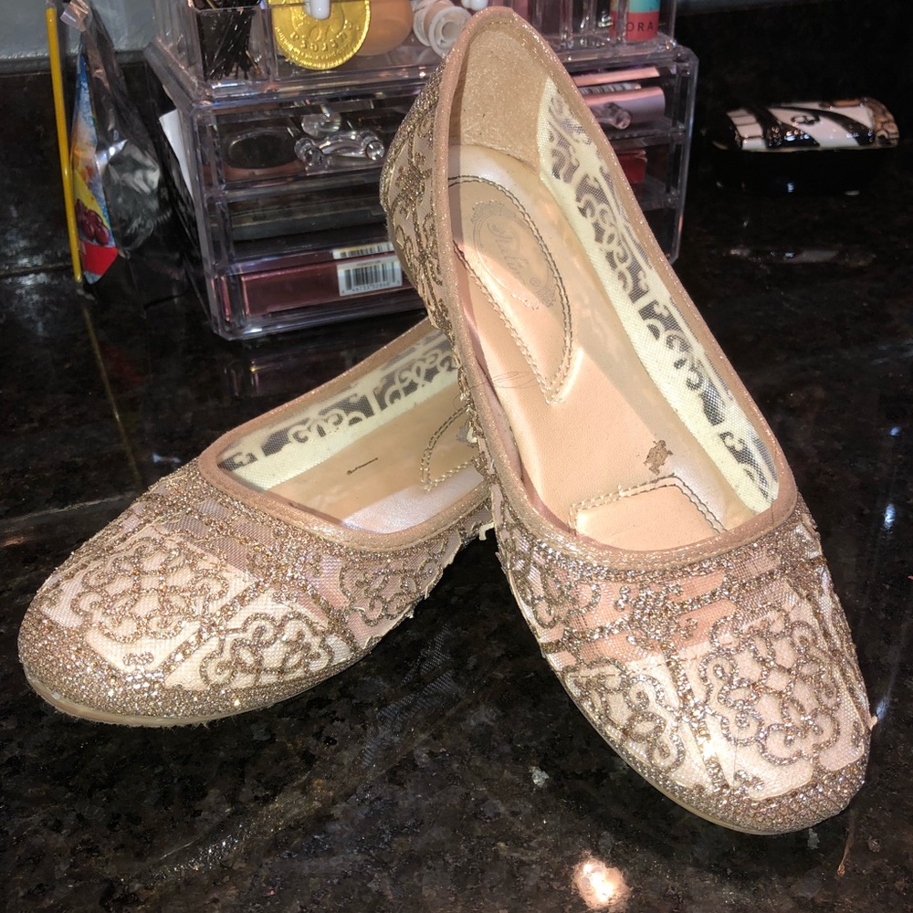 Champagne sparkly flats✨🥂